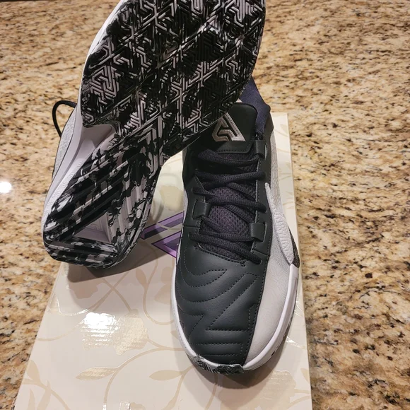 Nike Zoom Freak 5 Men New Size 10.5 - Picture 5 of 6